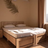 4-х местный, 2 комнатный номер Люкс, Море и Пальмы